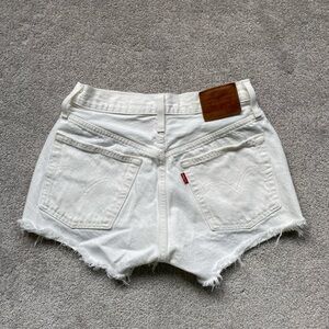LEVI 501 SHORTS